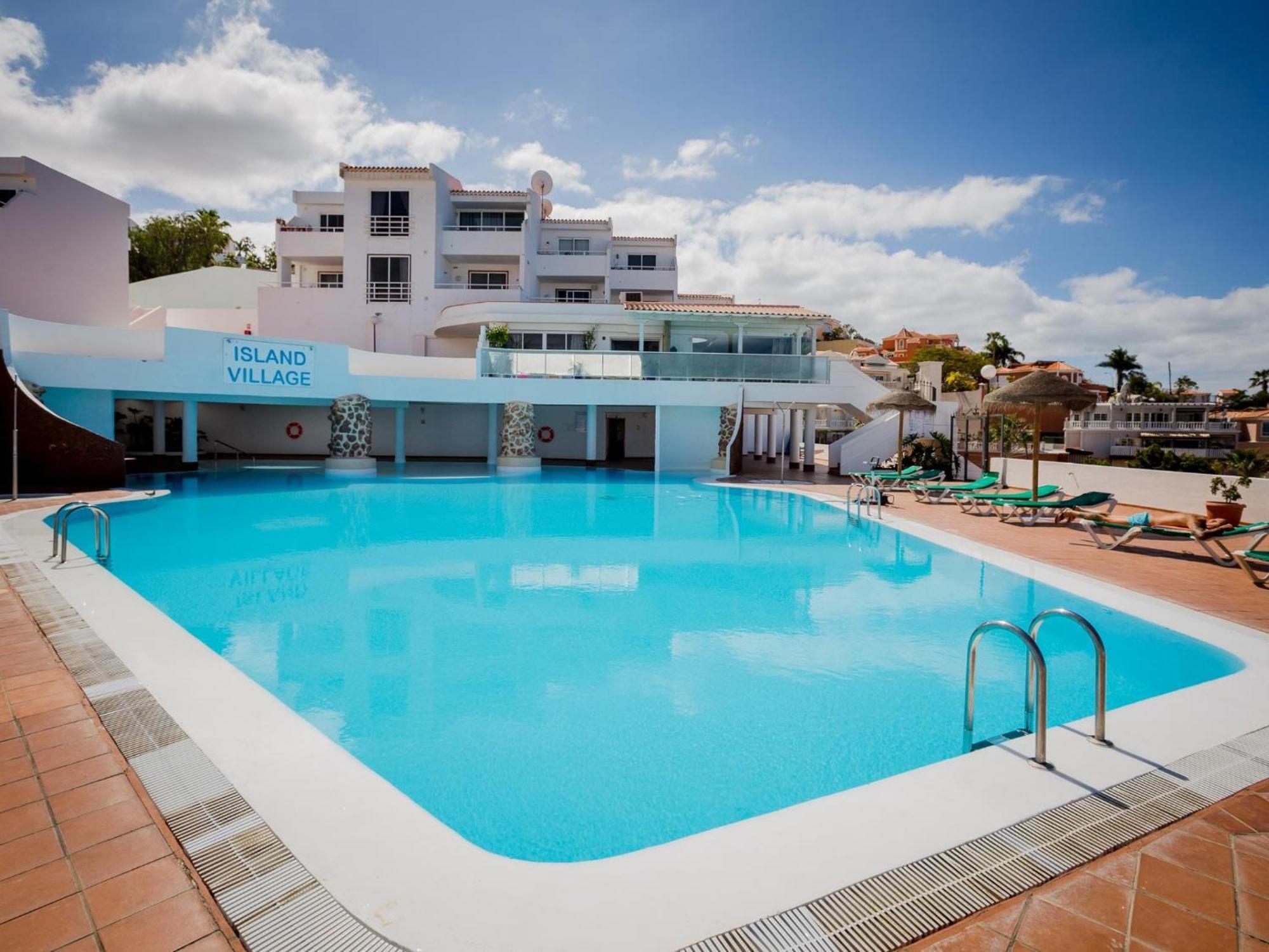Apartment 4 Island Village With Wi Fi And Pool Costa Adeje (Tenerife)